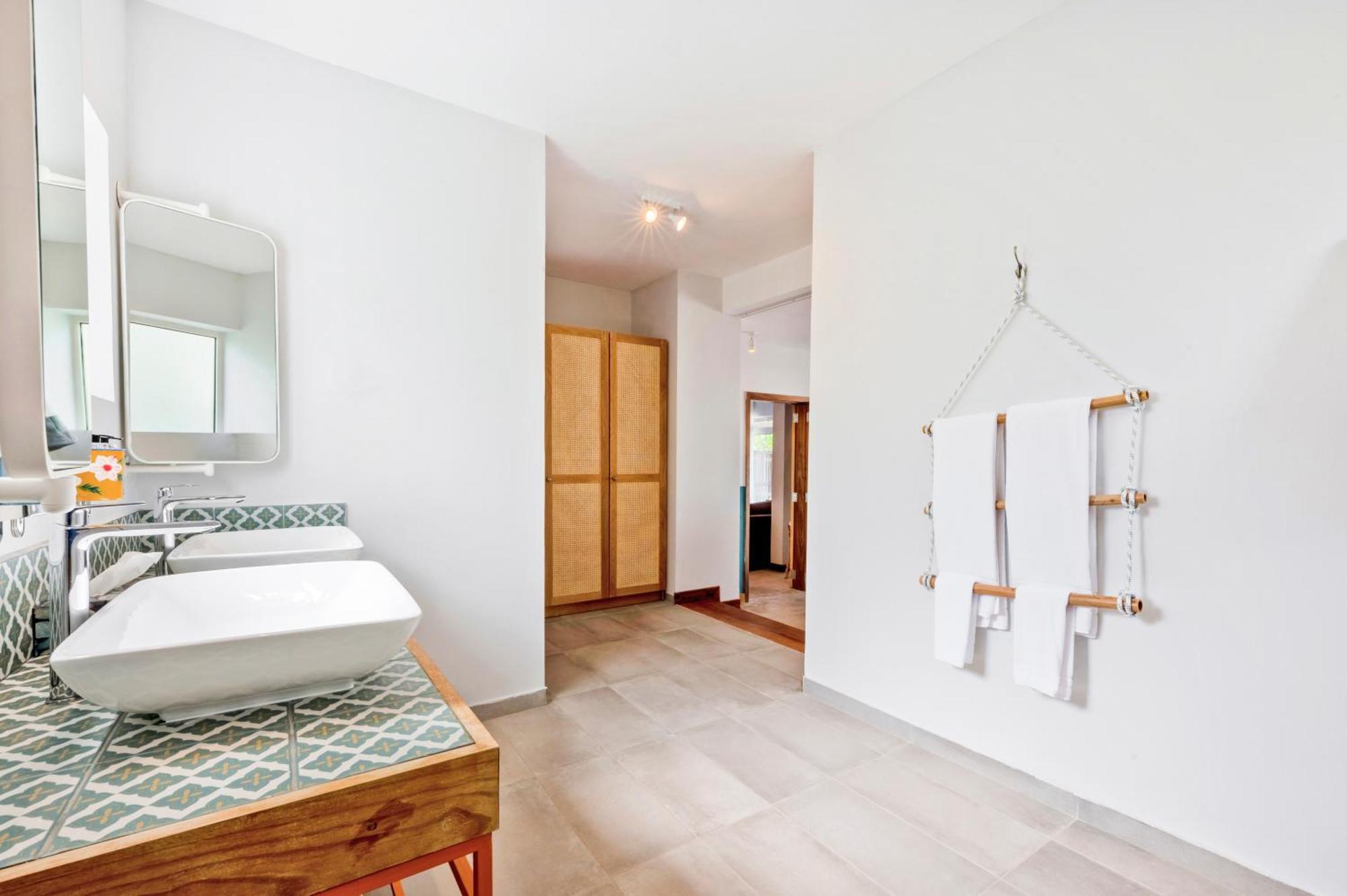 C Rodrigues Mourouk Hotel Port South East Bagian luar foto